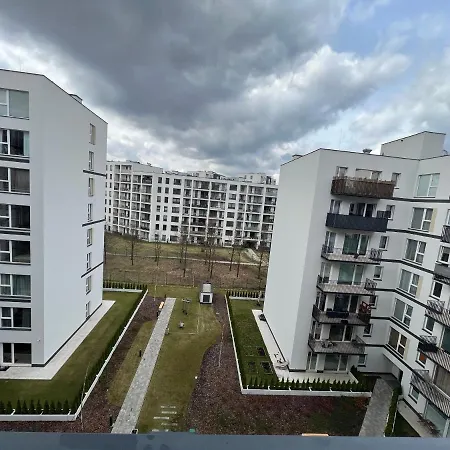 Metro Mlociny 97 Apartman *